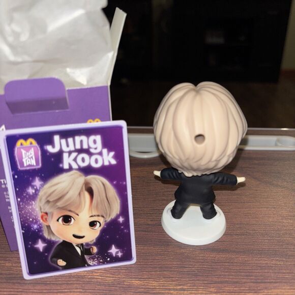Rare 2025 McDonald's #7 JUNG KOOK TINY TAN x BTS 2025 Happy Meal Toy Limited NEW - Picture 2 of 4